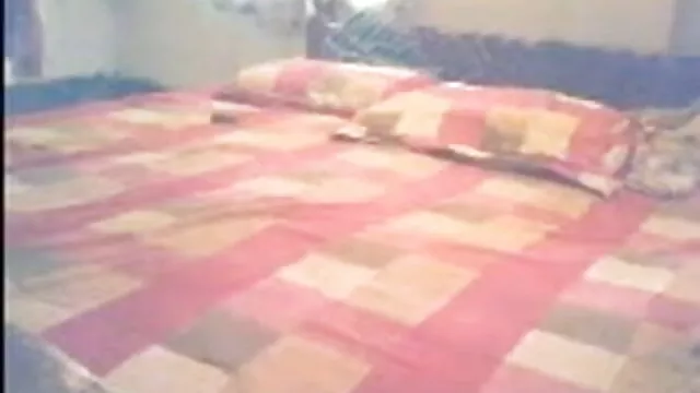जेएलएस द्वारा ब्रियाना स्ट्रिप्स आउट उसकी सेक्सी टाइगर फुल सेक्सी मूवी हिंदी में बिकनी