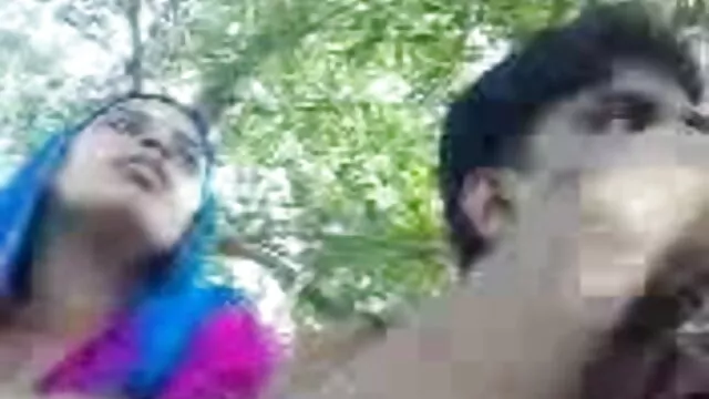 अजीब शौचालय फुल मूवी वीडियो में सेक्सी अश्लील