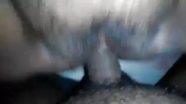 काला आदमी सफेद लड़की को हिंदी में सेक्सी मूवी वीडियो में चोदता है।
