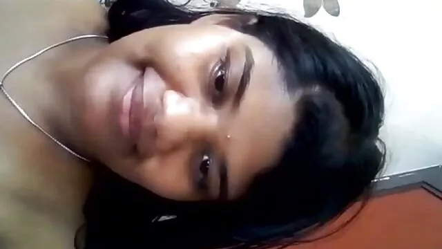 बहुत स्वादिष्ट सुंदर शरीर सेक्सी वीडियो में हिंदी मूवी और आदमी के साथ पुरानी माँ