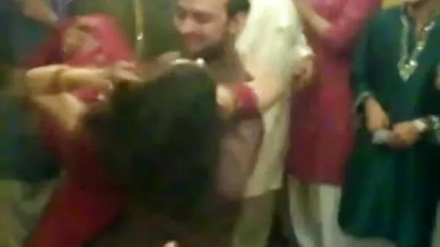एक सेक्सी फिल्म मूवी में और मोटी रेडबोन