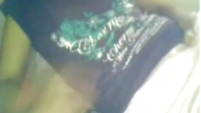 ट्रूली बनाम जॉन ई। मूवी सेक्सी फिल्म वीडियो में गहराई