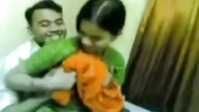 सुंदर जापानी एमआईएलए की योनी हिंदी में सेक्सी फिल्म मूवी गड़बड़