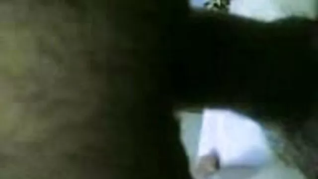 विशाल दूध भरे स्तनों से खेलता सेक्सी मूवी एचडी हिंदी में था