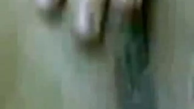 एक सेक्स की मूवी हिंदी में कपल कमबख्त माँ !!!