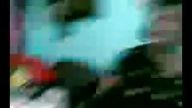 हॉट हिंदी फिल्म सेक्सी एचडी में gf में बनी कॉस्टयूम गड़बड़