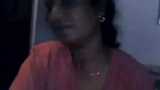 Redhead आकर्षक ट्रिनिटी पोस्ट एक विशाल काले मुर्गा पर ले जाता हिंदी में फुल सेक्स मूवी है