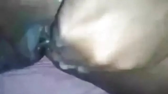 कोमल बनें - यह उसका पहली सेक्सी मूवी मूवी हिंदी में बार है