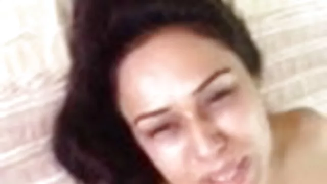 Slutty गुदा हिंदी में सेक्सी वीडियो मूवी वेश्या सह इनाम मिलता है