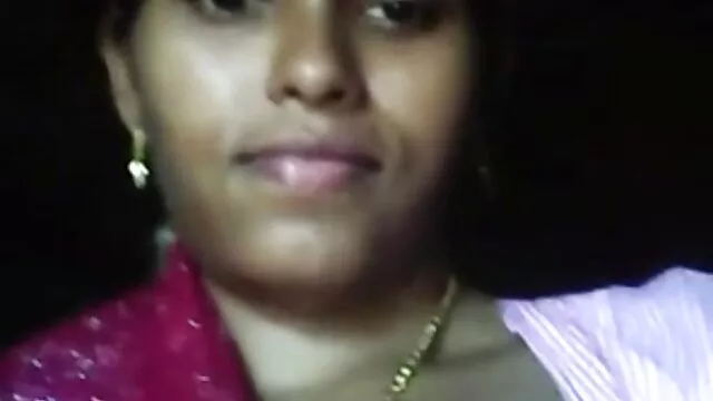 सफेद पेटी सेक्सी वीडियो हिंदी मूवी में चेहरा