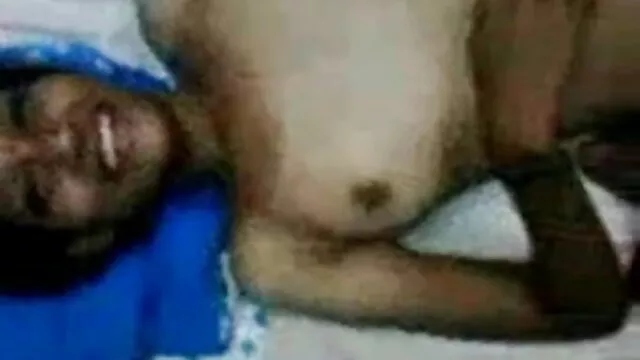 बहिन दासी हिंदी में सेक्सी मूवी वीडियो में