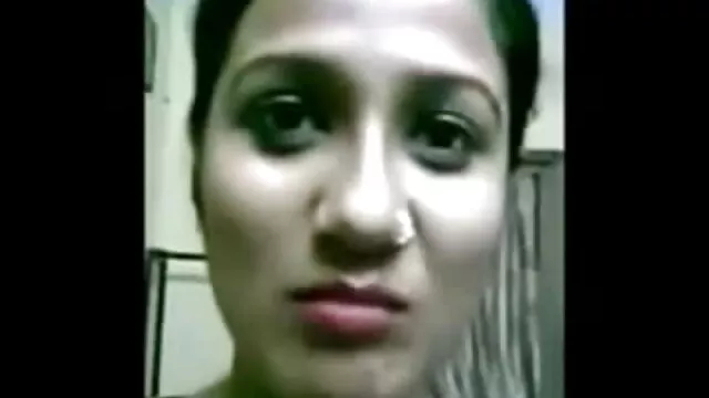 प्यारी सेक्सी मूवी फुल एचडी हिंदी में गुड़िया पागल नाच