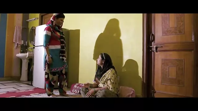 मंच के पीछे भारी स्तन के साथ चिकी सेक्सी मूवी फुल एचडी हिंदी में