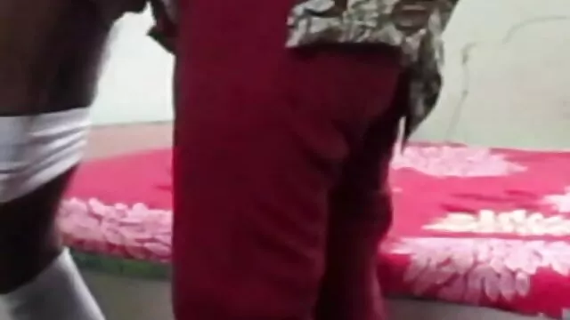 शरारती पड़ोसी - सीडी 1 फुल सेक्सी मूवी हिंदी में