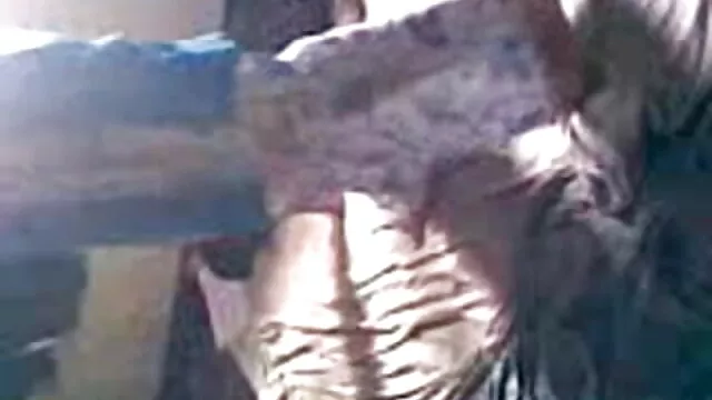 5 सुंदर लड़की सेक्सी वीडियो में हिंदी मूवी तलवों