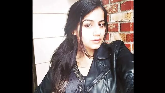स्टोर चेंजिंग रूम BVR में जासूसी सेक्सी मूवी पिक्चर हिंदी में