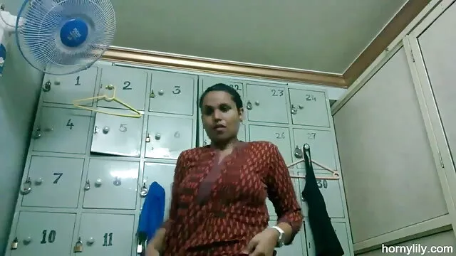 वेरोनिका रेने और डेमी डेलिया - डेमी डू सेक्सी हिंदी मूवी वीडियो में एनल