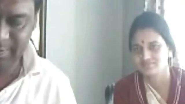 समलैंगिक चाट और उनकी खुद हिंदी में फुल सेक्सी फिल्म की जाँघिया सूँघने