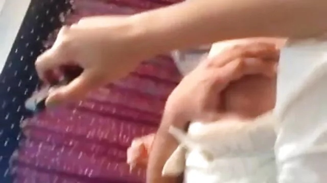 बड़ी उपाधि लेसबो! सेक्सी मूवी दिखाइए हिंदी में
